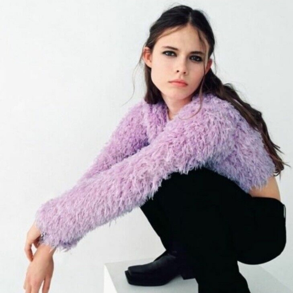 EUC ZARA LILAC CROPPED FEATHER EFFECT SWEATER SIZE SMALL - Picture 8 of 9